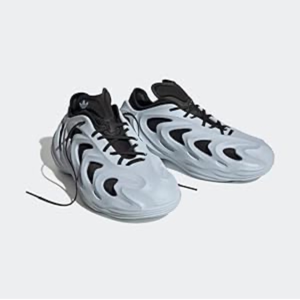 🆕 Adidas sneakers